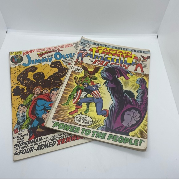 Marvel and DC Comic Book Collection - Picture 10 of 12